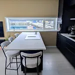 Waterfront 아파트