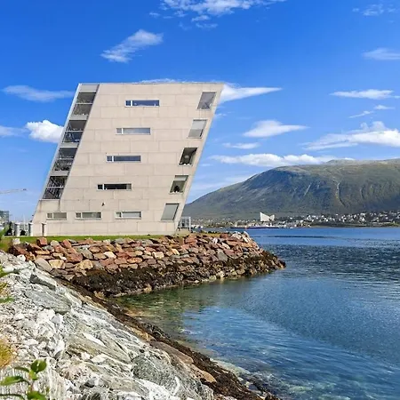 아파트 Waterfront